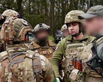 Generał Kyryło Budanow w gronie ukraińskich żołnierzy
