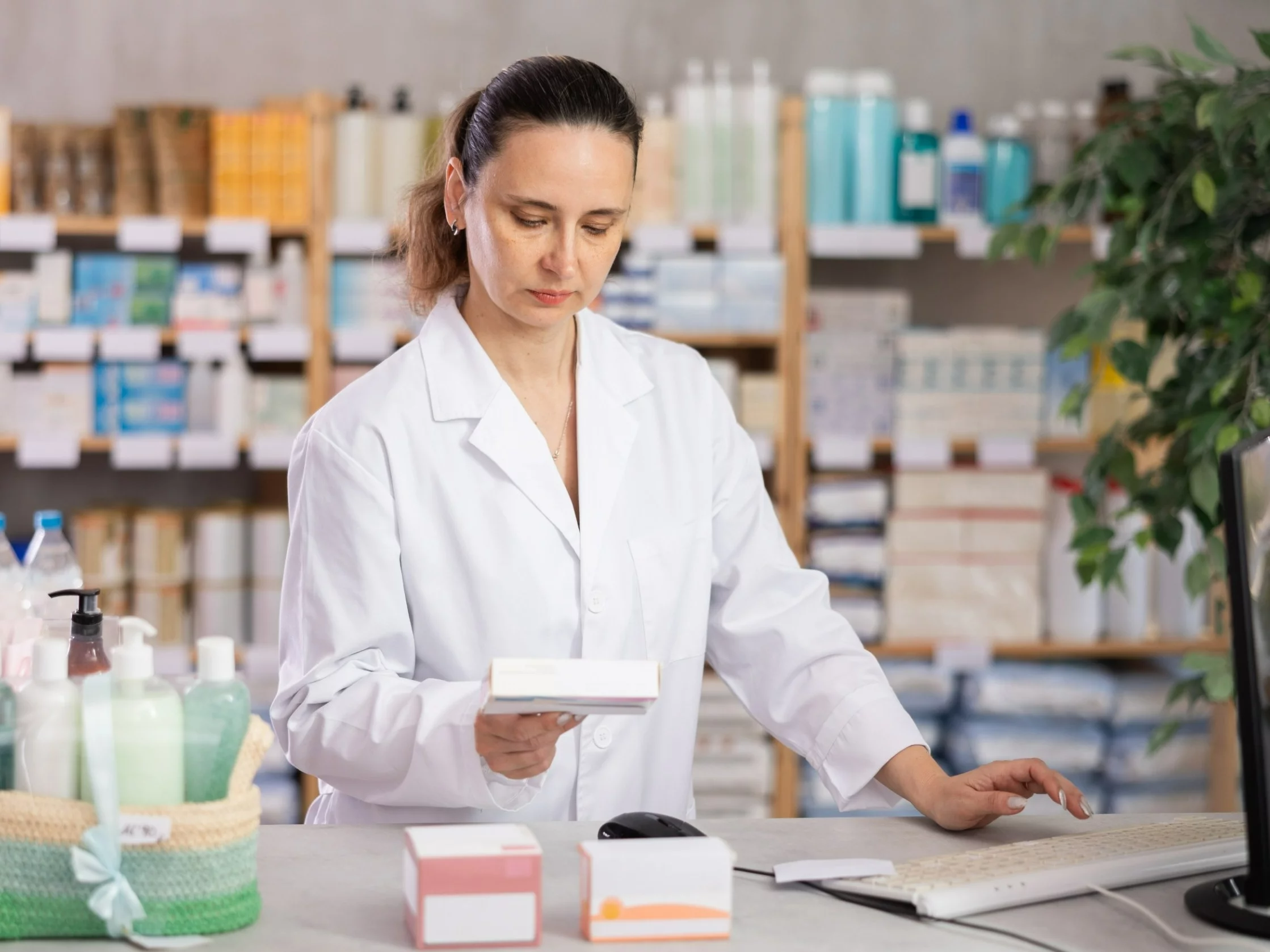 Farmaceutka, zdjęcie ilustracyjne