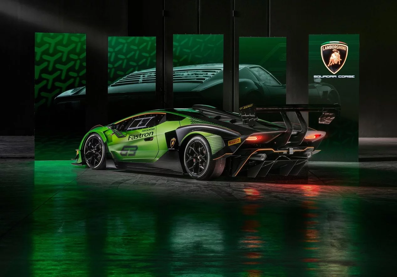 Lamborghini Essenza SCV12