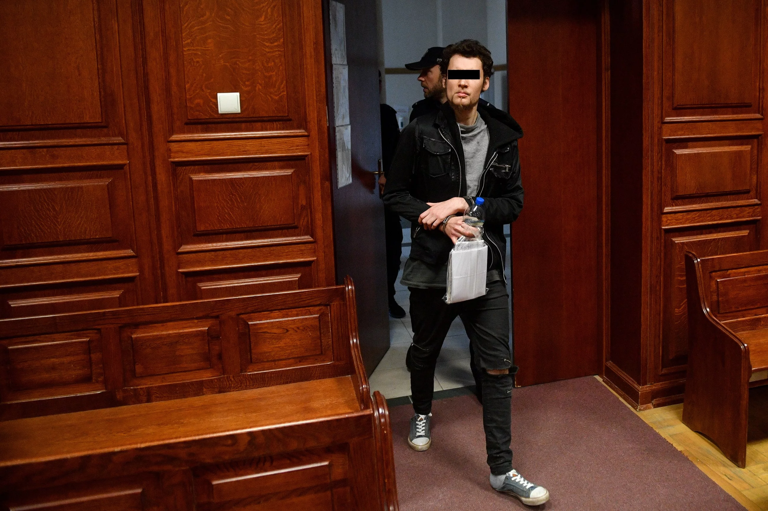 Oksarżony Karl P. w Sądzie Okręgowym w Warszawie, 28 grudnia 2022 r.