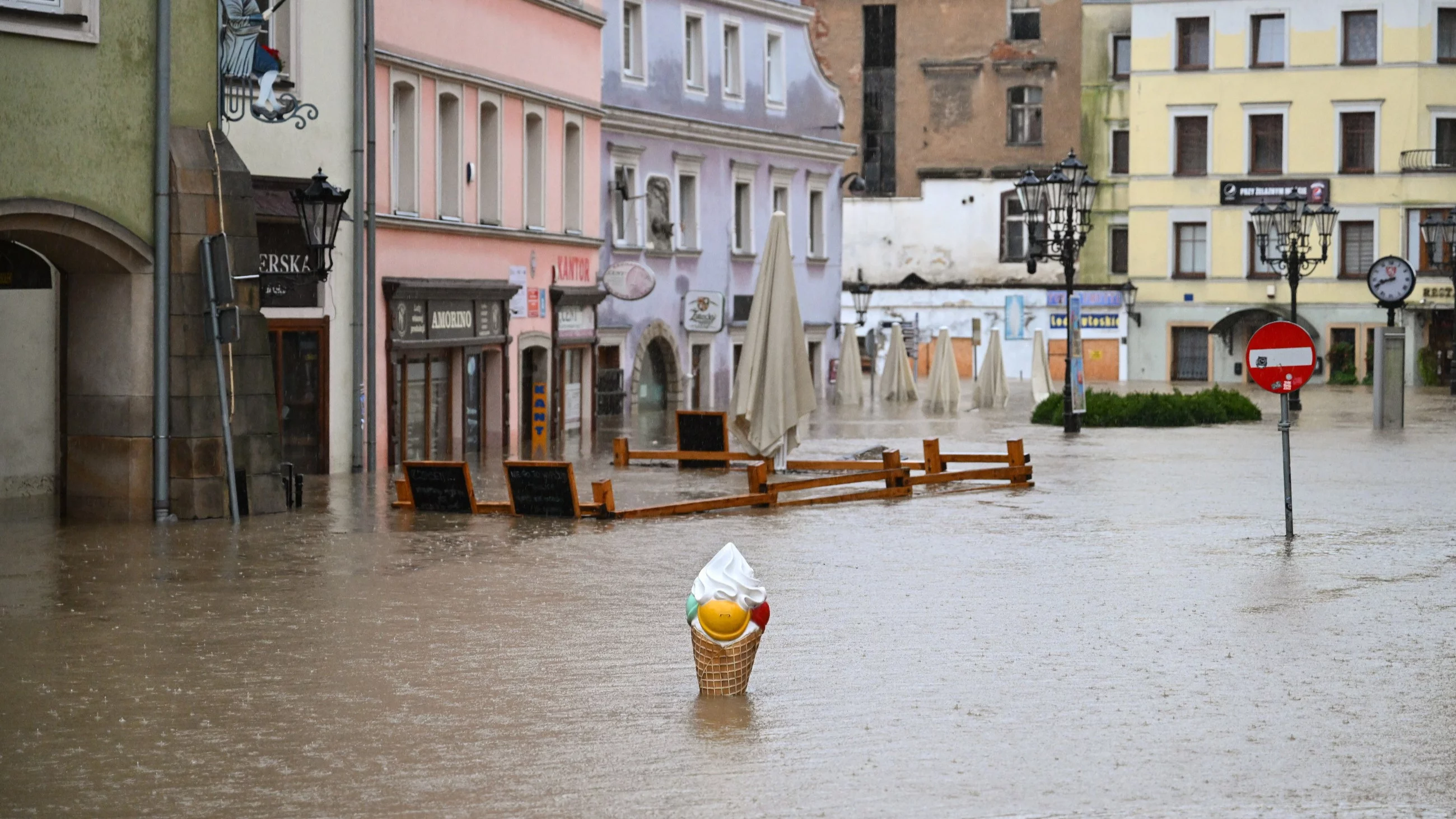 Kłodzko. Zalane centrum miasta