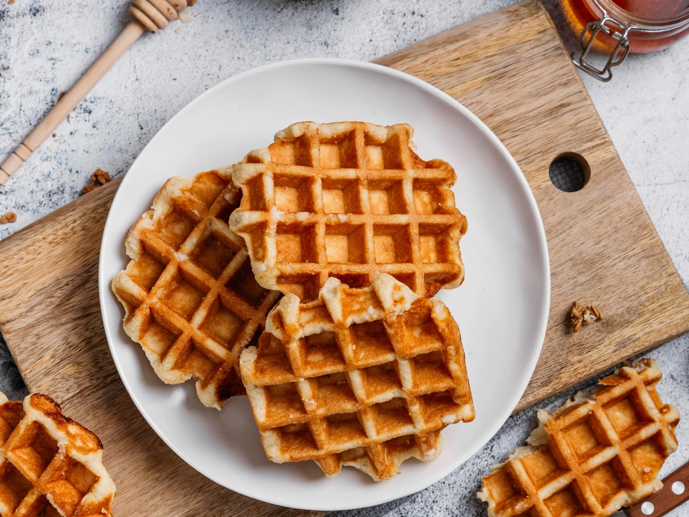 Czerstwy chleb nie do kosza. Robię z niego coś lepszego niż tosty i znika w minutę