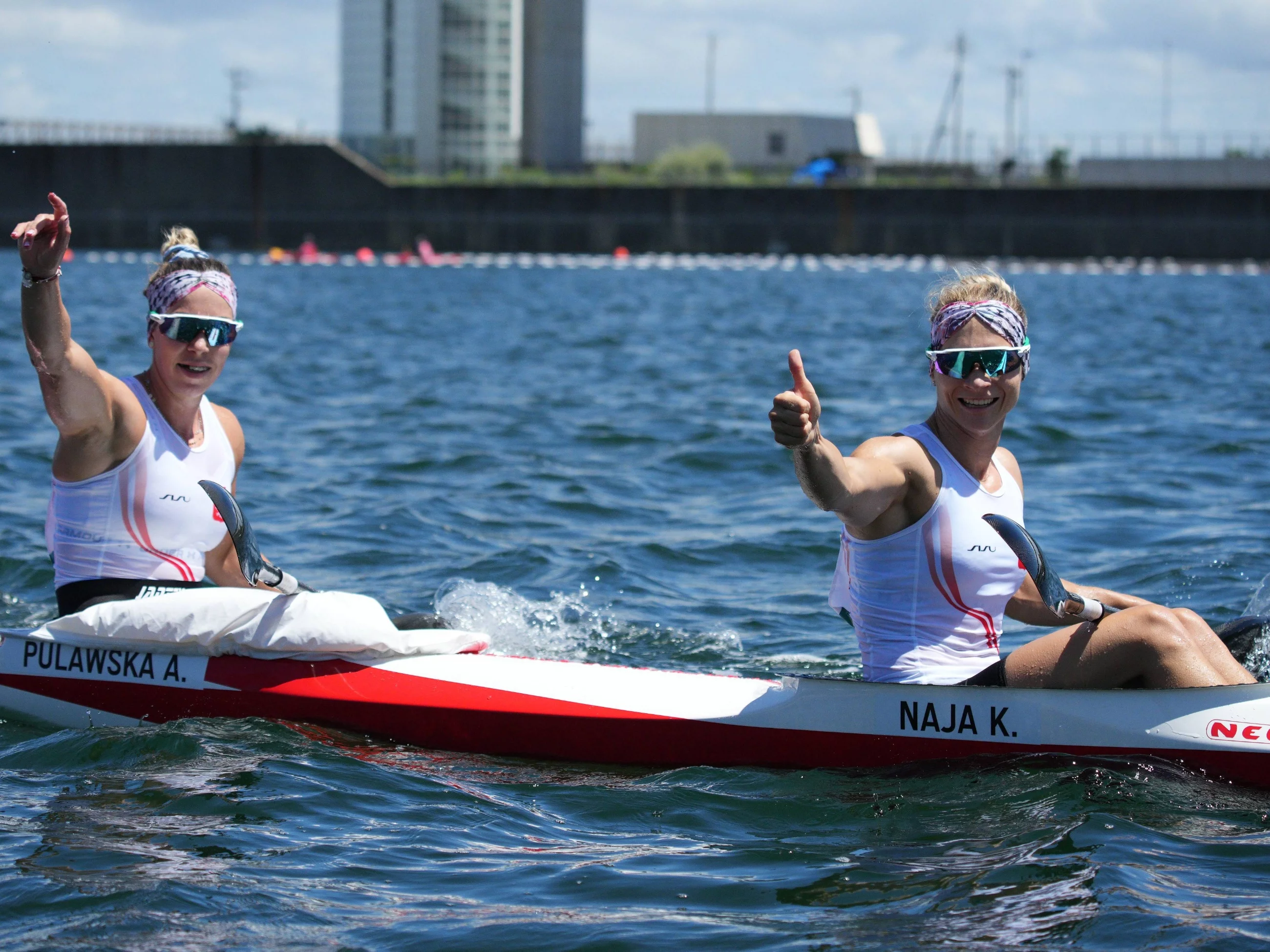 Karolina Naja i Anna Puławska