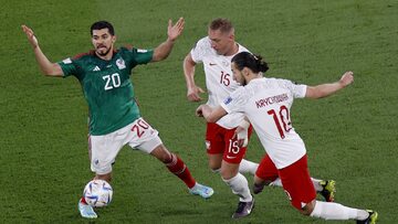 Grzegorz Krychowiak, Kamil Glik i Hirving Lozano