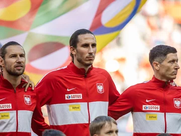 Grzegorz Krychowiak, Kamil Grabara i Robert Lewandowski