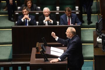Grzegorz Schetyna przemawia w Sejmie