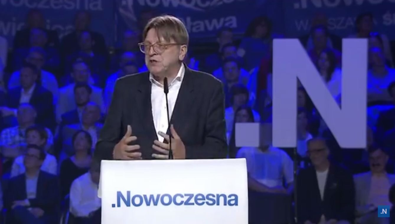 Guy Verhofstadt podczas konwencji .Nowoczesnej