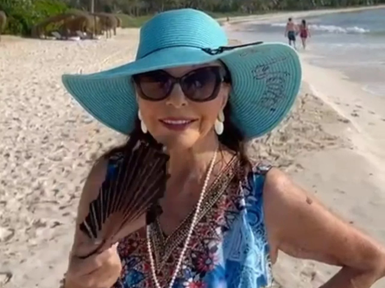 Joan Collins