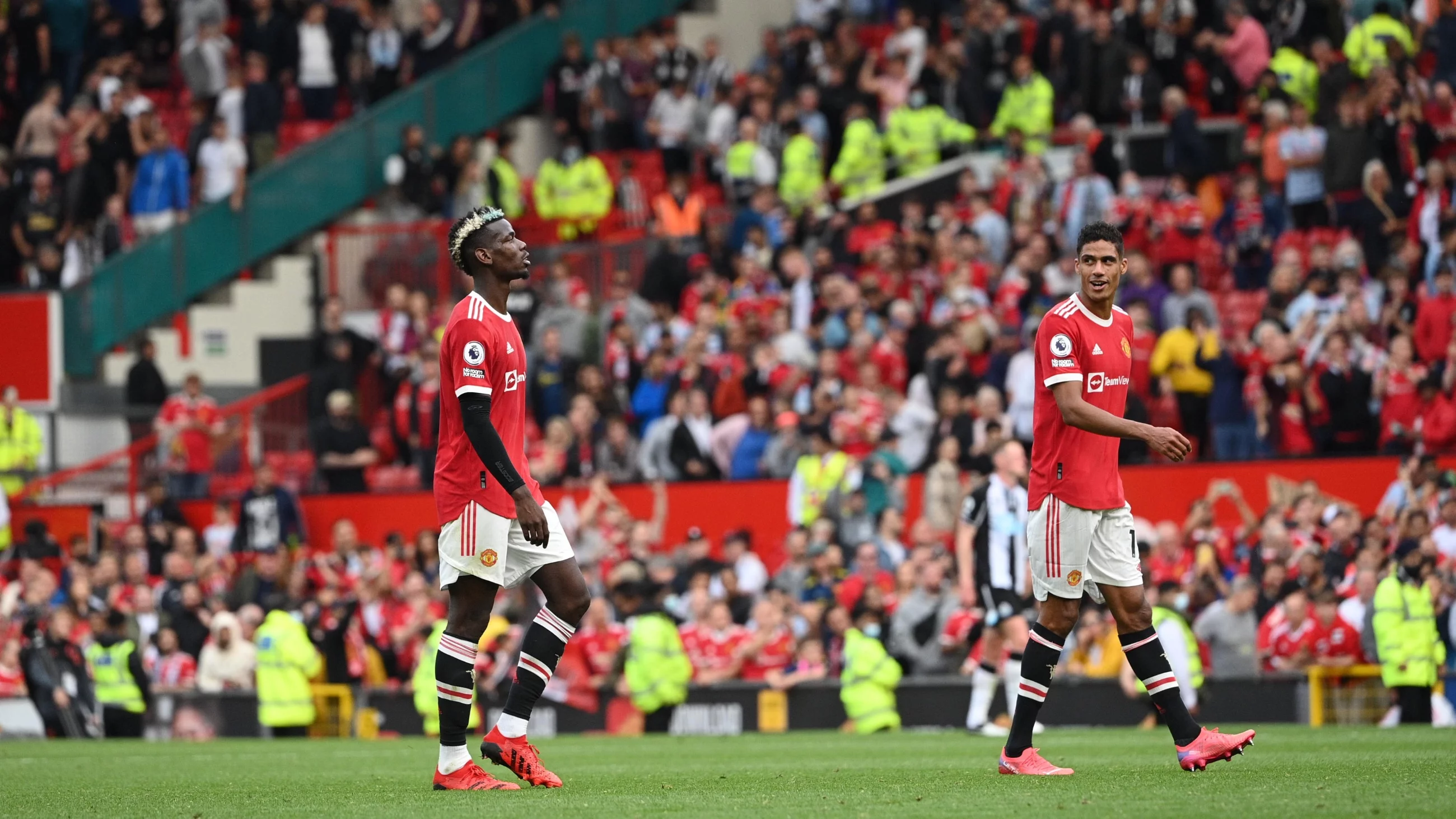 Paul Pogba i Raphael Varane