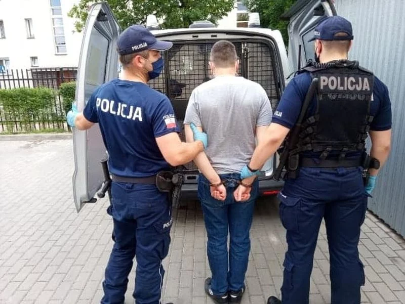 Zatrzymany przez policję hejter