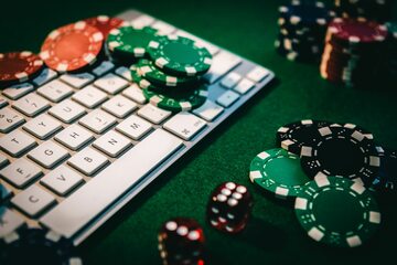 Hazard w sieci, zdj. ilustracyjne