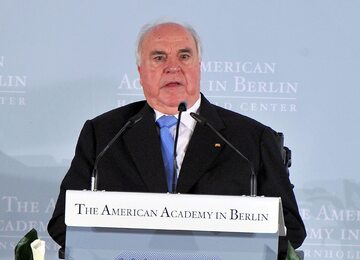 Helmut Kohl w 2011 roku