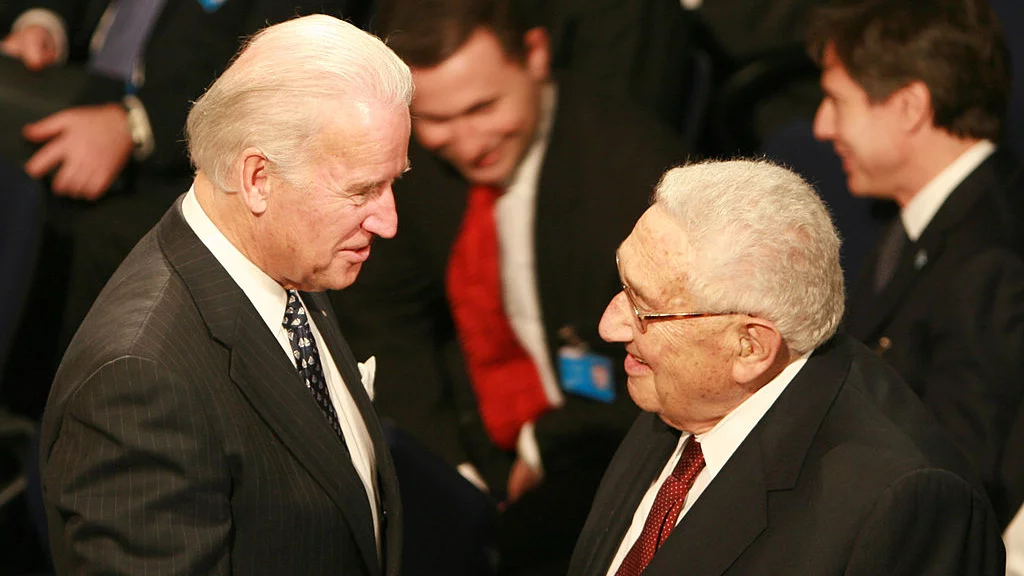 Joe Biden i Henry Kissinger