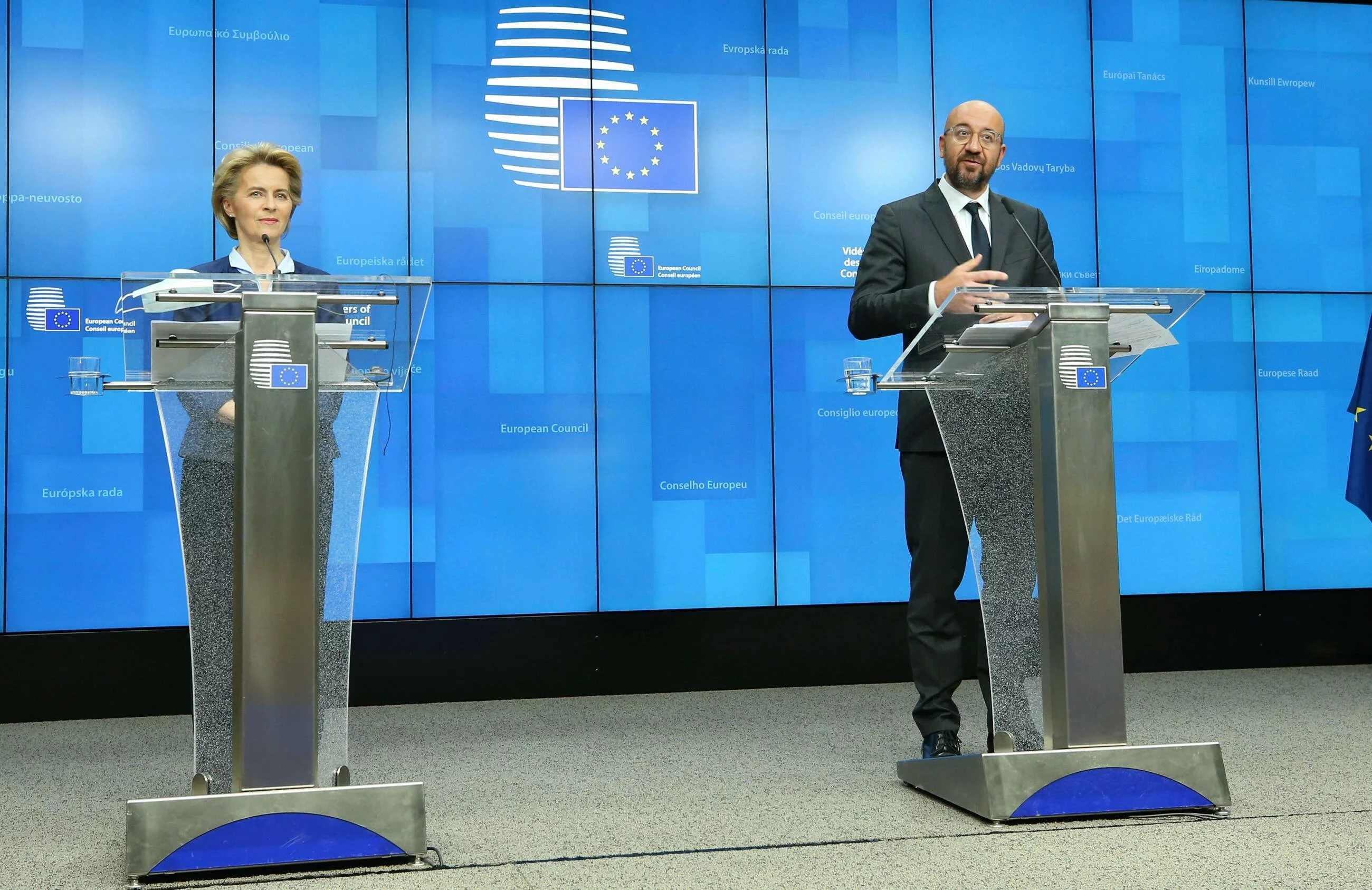 Ursula von der Leyen i Charles Michel