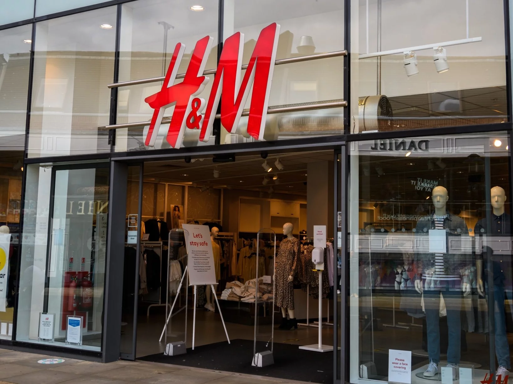 H&M