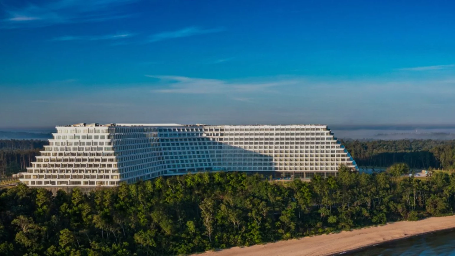 Hotel Gołębiewski w Pobierowie