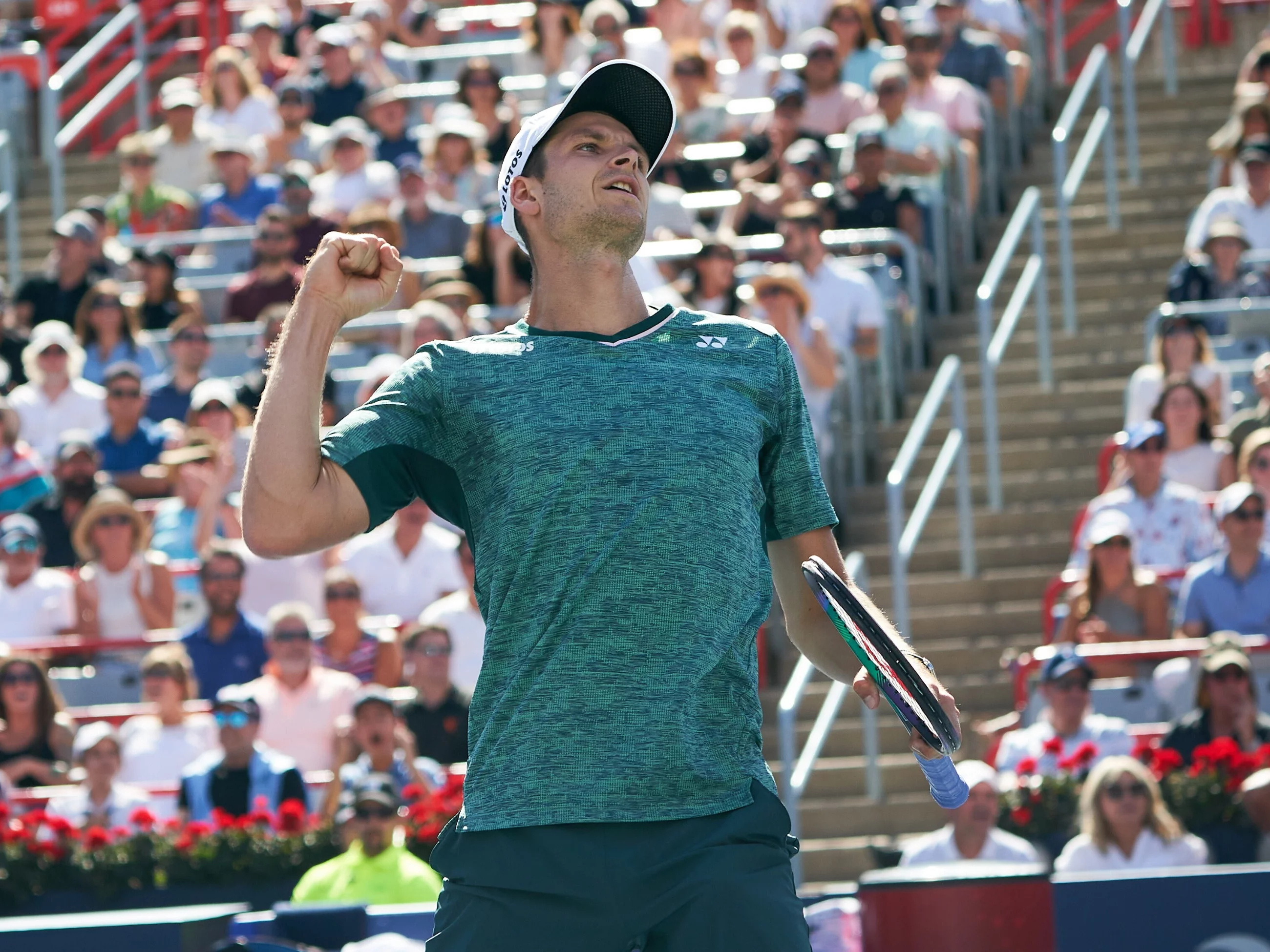 Hubert Hurkacz w meczu ATP Montreal z Casprem Ruudem