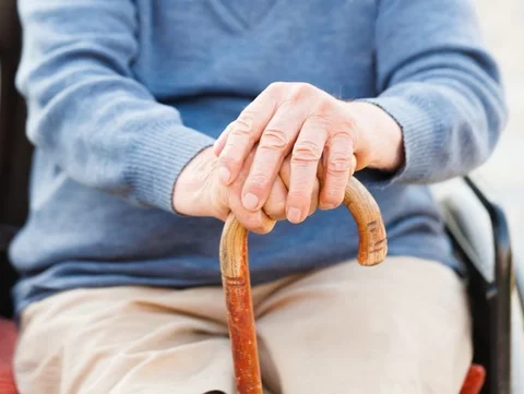 senior, emerytura, renta (fot. Barabas Attila/fotolia.pl)