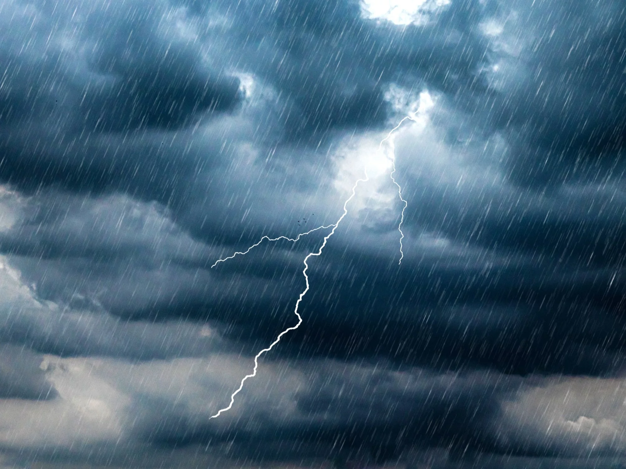 Burze i nawałnice w Polsce. IMGW wydał ostrzeżenia dla tych regionów