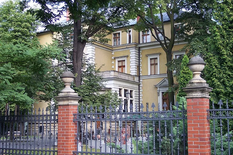 Muzeum w Gliwicach, oddział Willa Caro