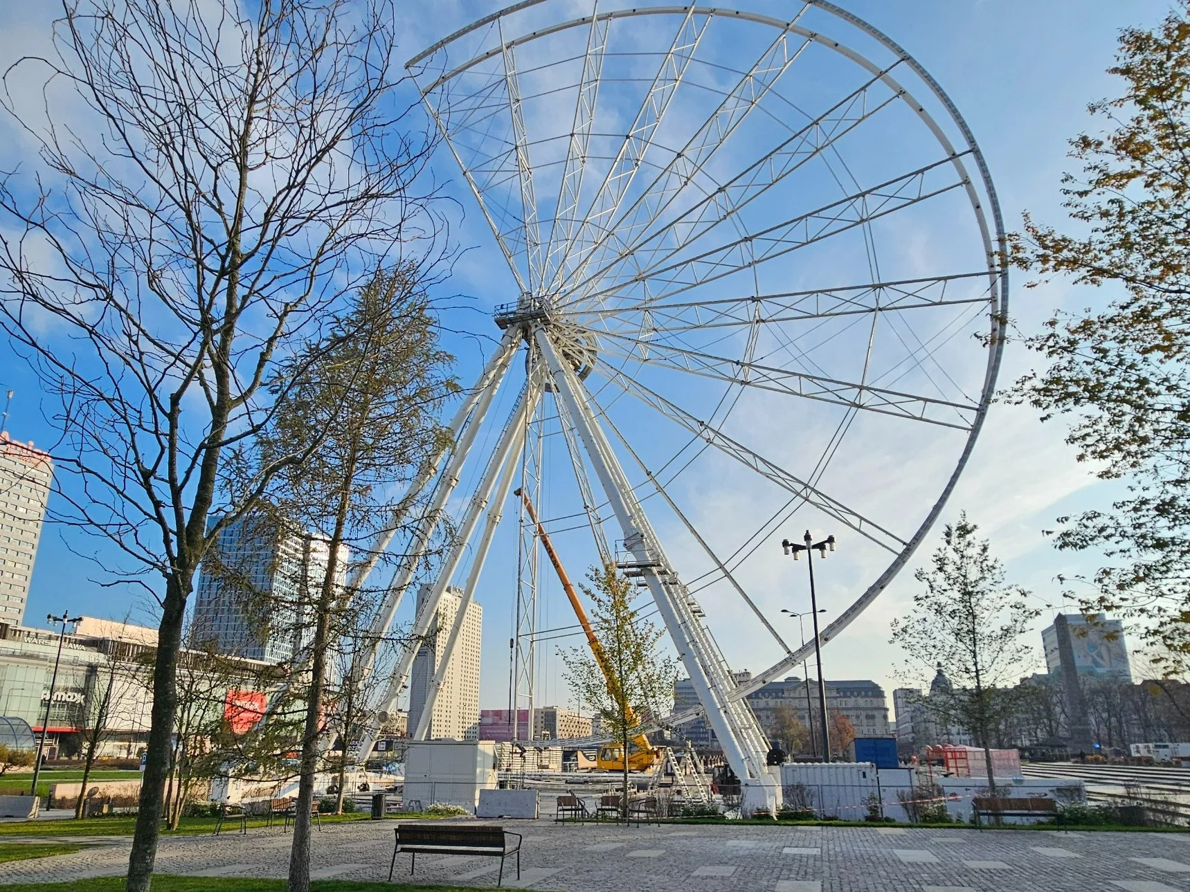 Incydent przed otwarciem jarmarku w Warszawie. żabole wkroczyła do akcji