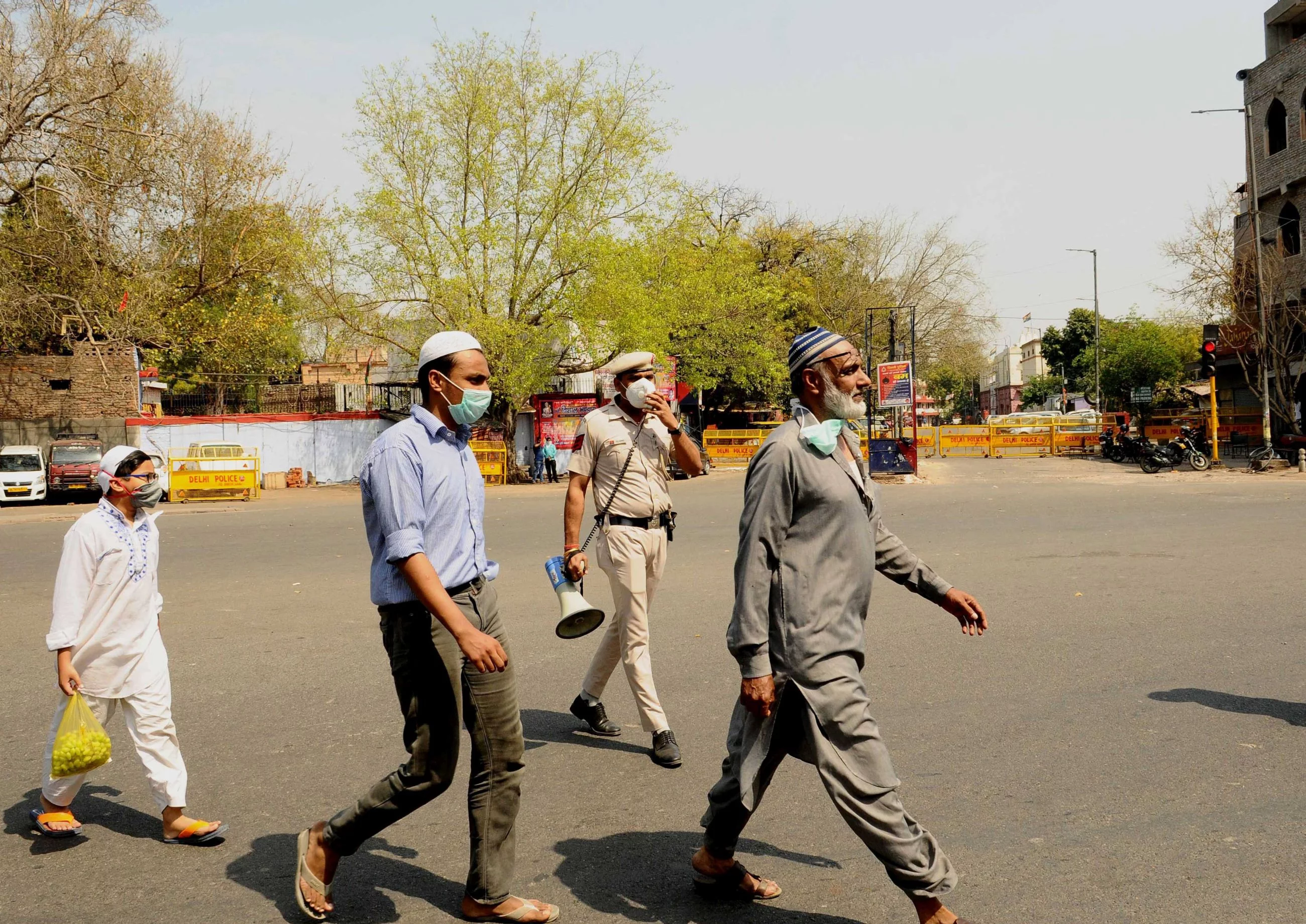 Mieszkańcy Delhi w czasie epidemii koronawirusa