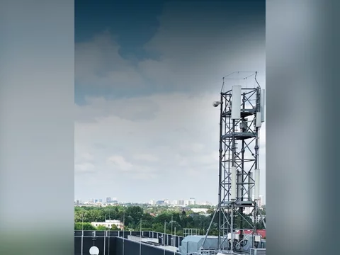 Plus i Ericsson przyśpieszają cyfrową transformację dzięki niezależnym, prywatnym sieciom kampusowym 5G