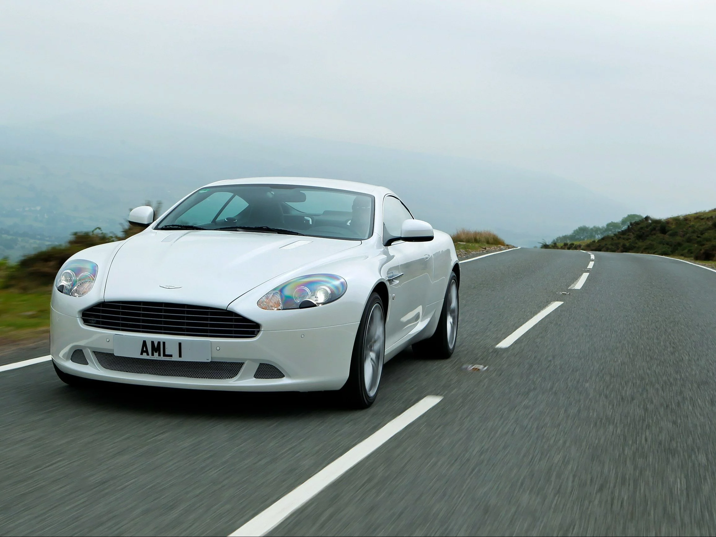 Aston Martin DB9