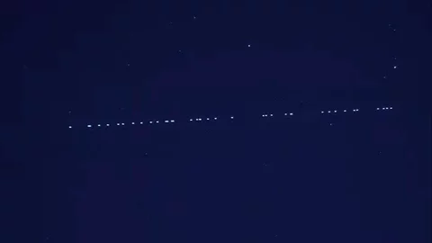 Satelity systemu Starlink nad Poznaniem