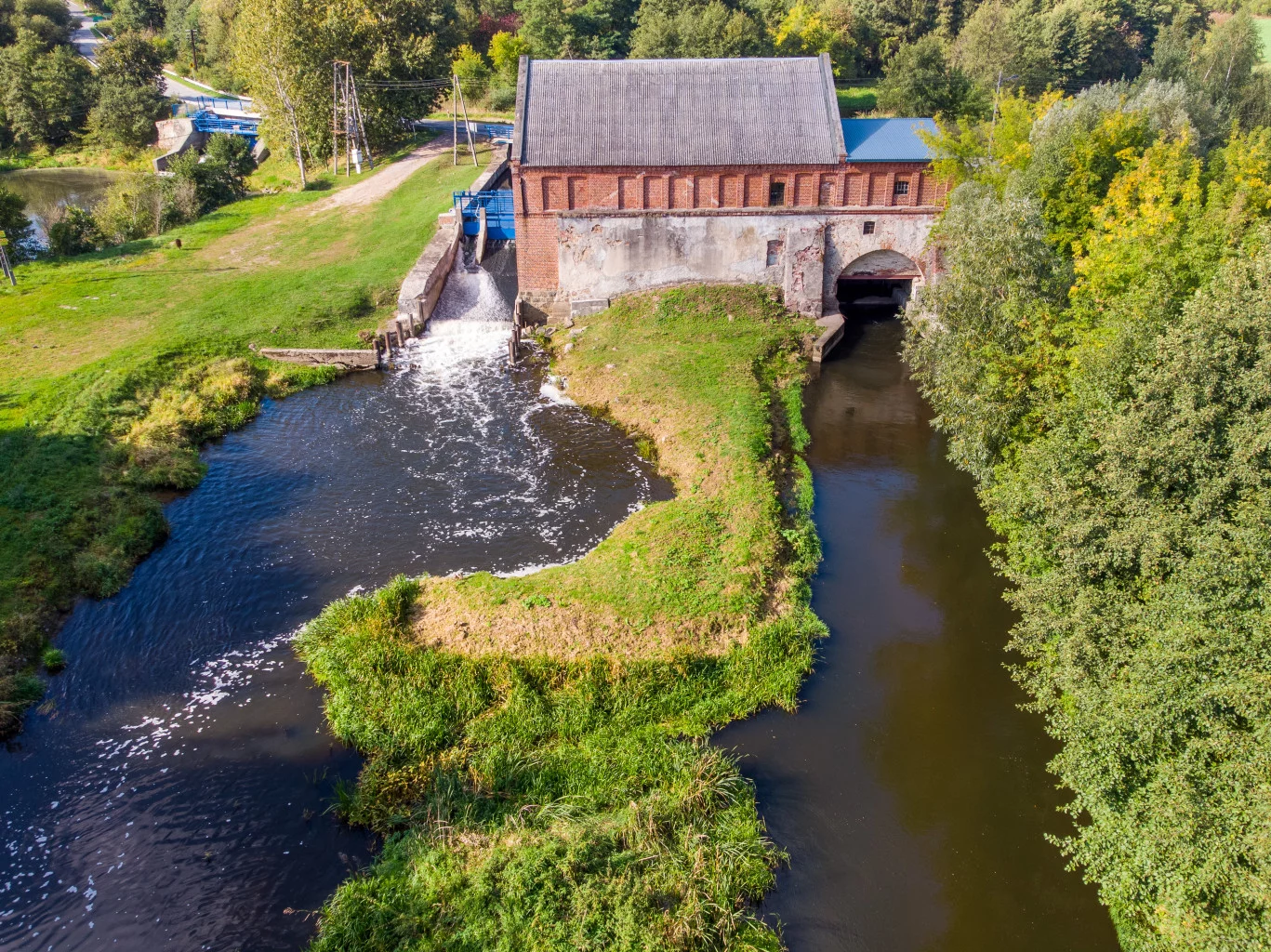 Na zielonej energii zyskuje nie tylko klimat, ale też gospodarka i konsument