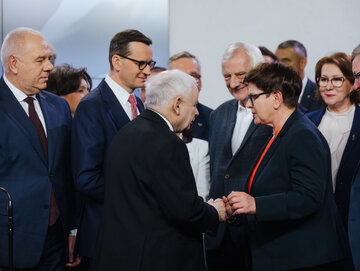 Jacek Sasin, Mateusz Morawiecki, Jarosław Kaczyński, Beata Szydło i Ryszard Terlecki