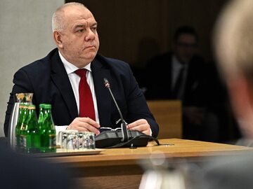 Jacek Sasin przed komisją ds. wyborów kopertowych