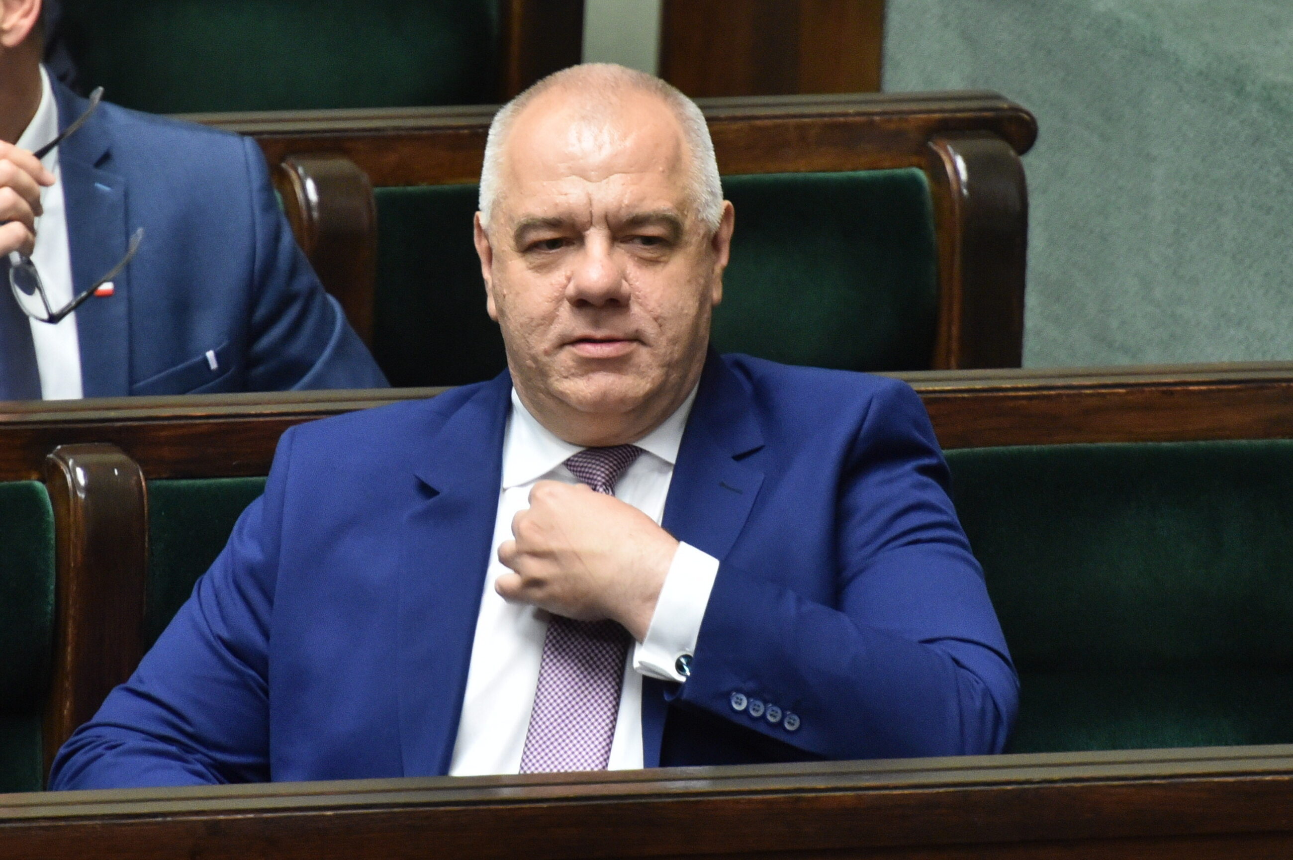 Sejm. Opozycja chce odwołania Sasina - debata, relacja, dlaczego - Vimarsana News