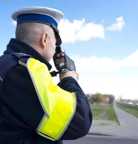 fotoradar, mandat, Policja, prędkość, wykroczenie / Fotolia.pl / Autor: 07photo