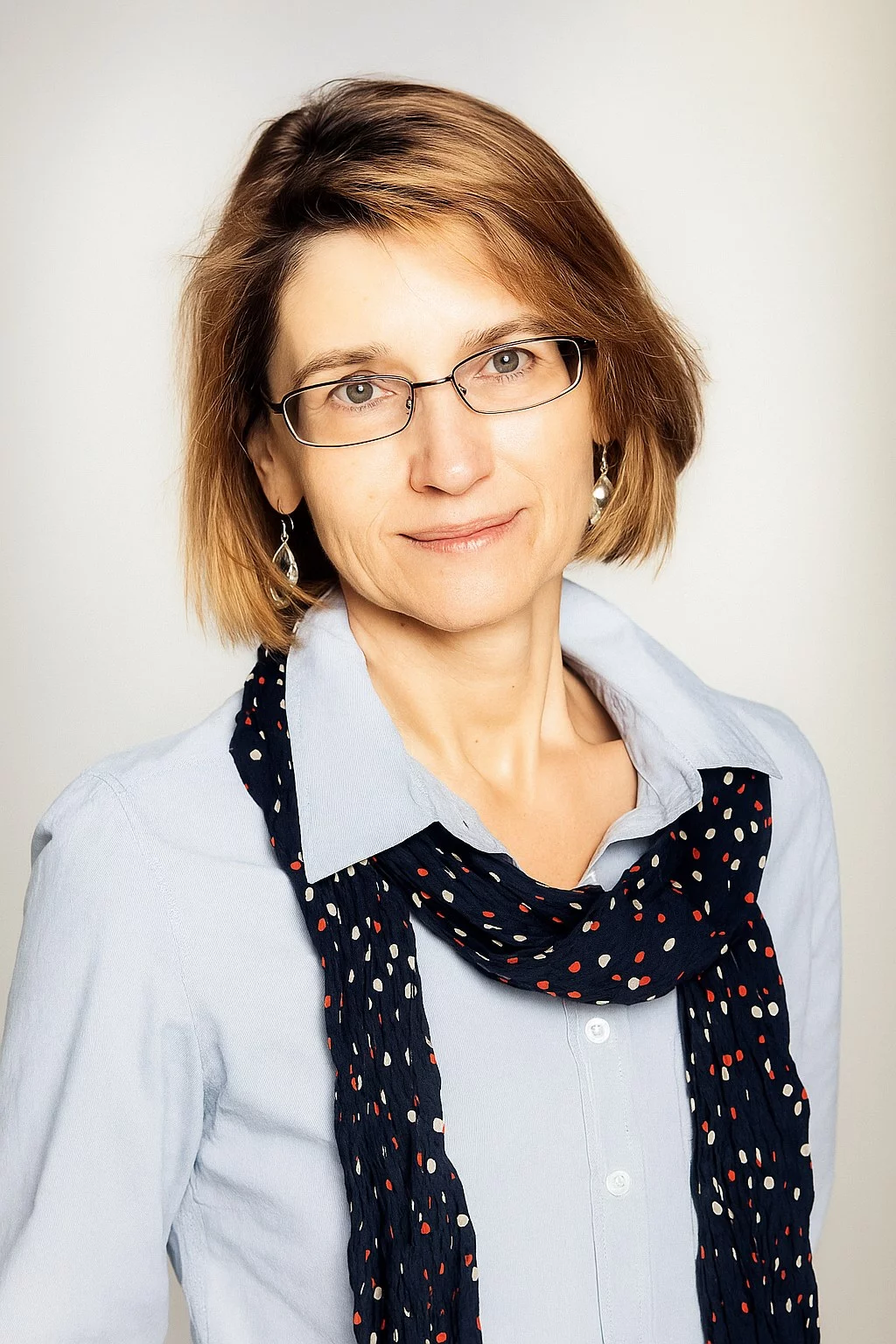 prof. Izabela Koładkiewicz