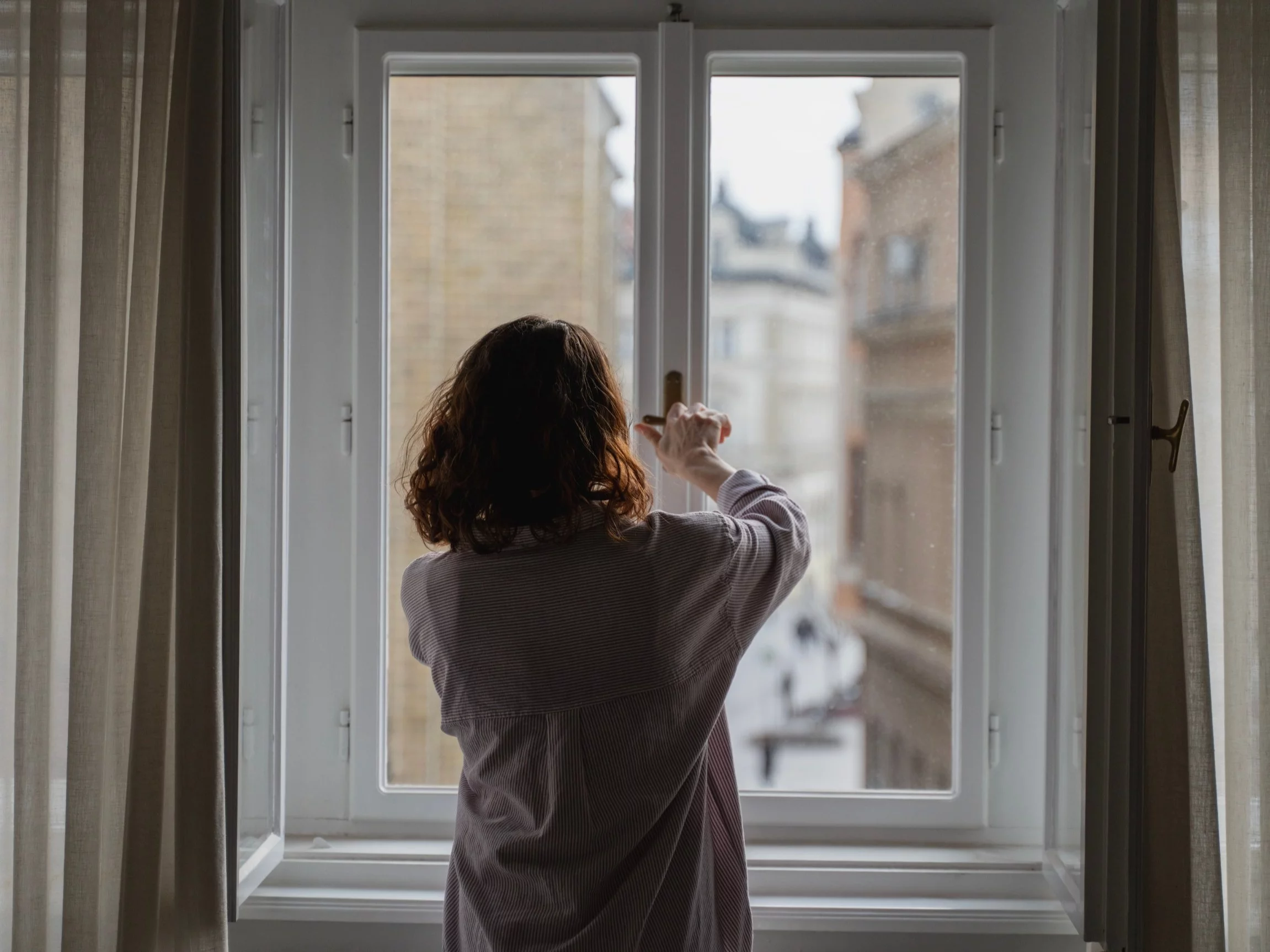 Wilgoć i pleśń w mieszkaniach to efekt nieprawidłowego wietrzenia