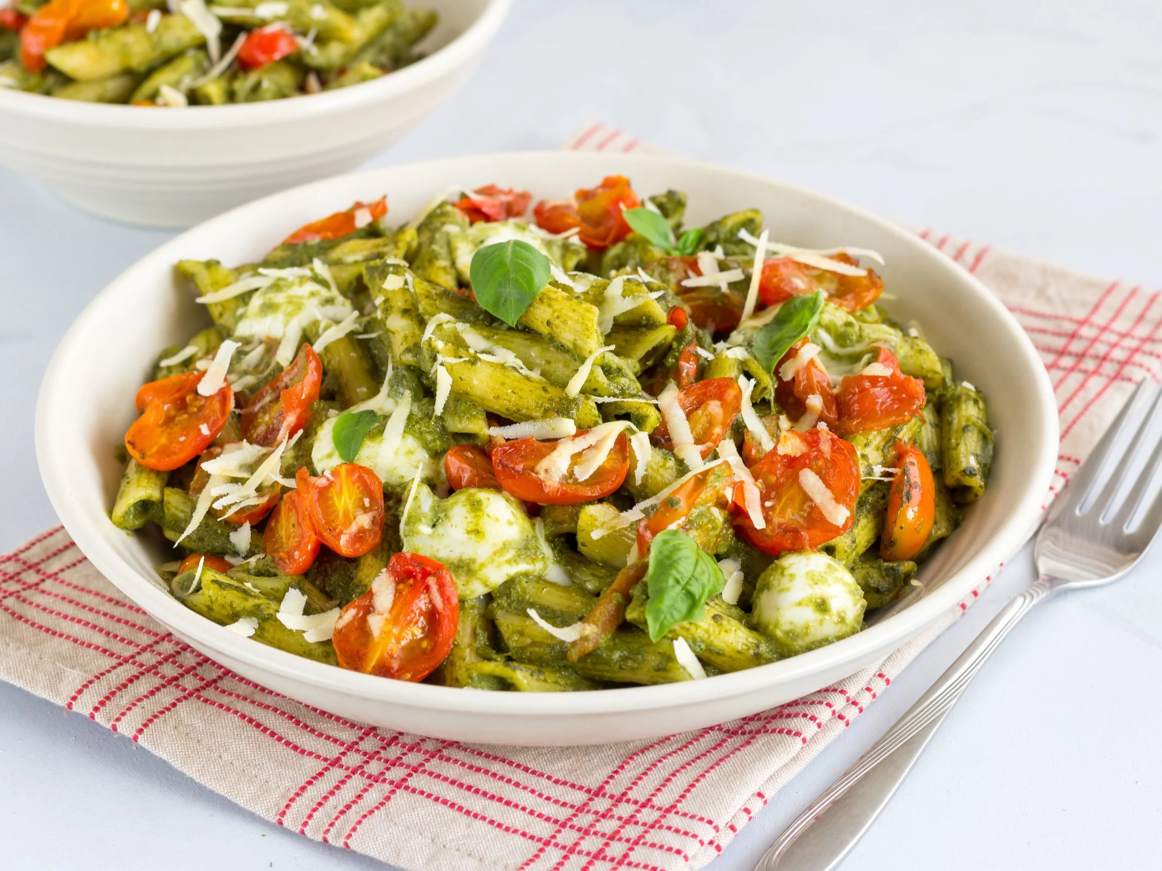 Makaron z pesto
