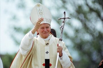Jan Paweł II w 1988 r.