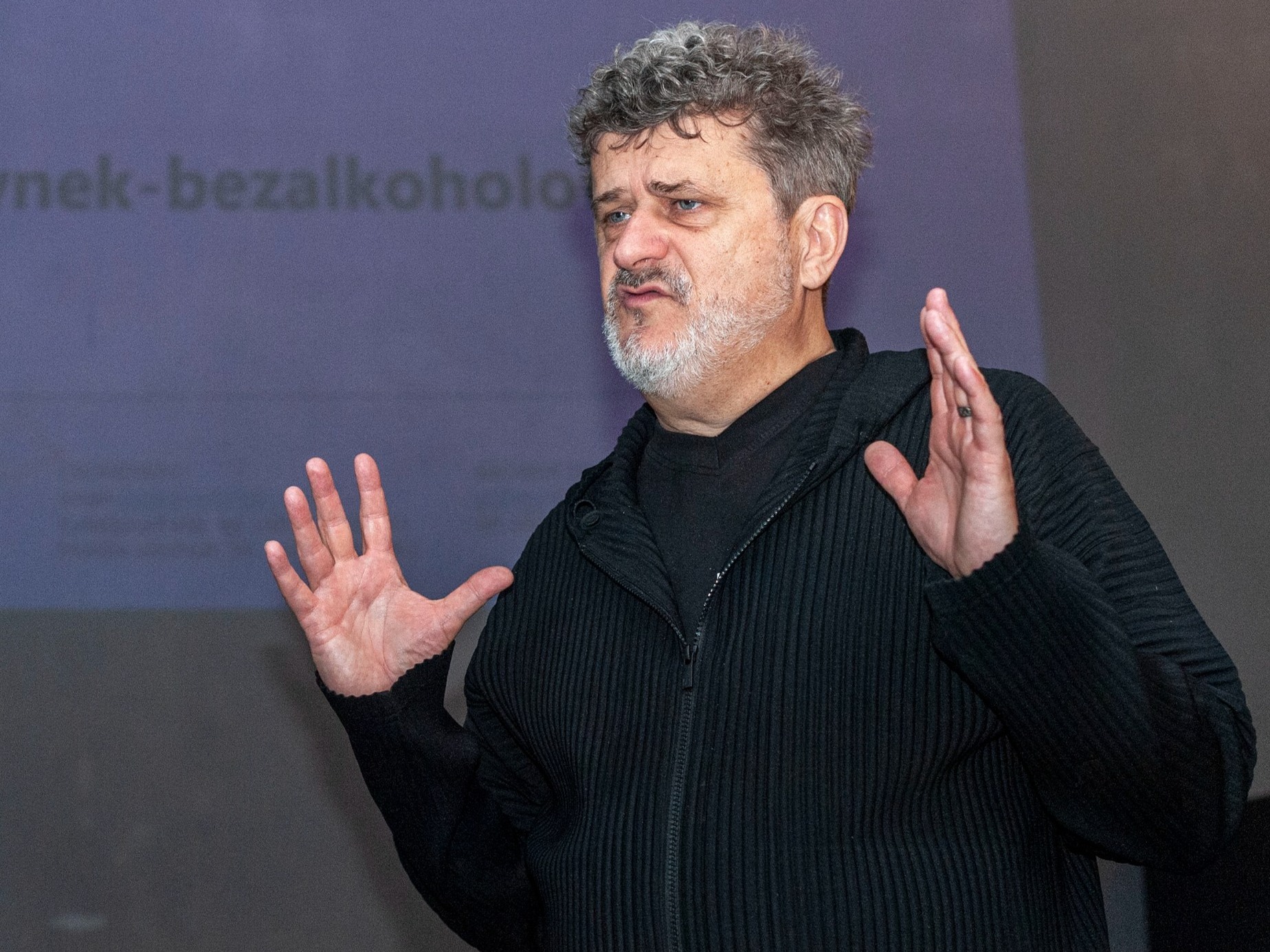 Palikot pozwał Rzecznika Finansowego. Na reakcję nie trzeba było długo czekać Palikot pozwał Rzecznika Finansowego. Na reakcję nie trzeba było długo czekać
