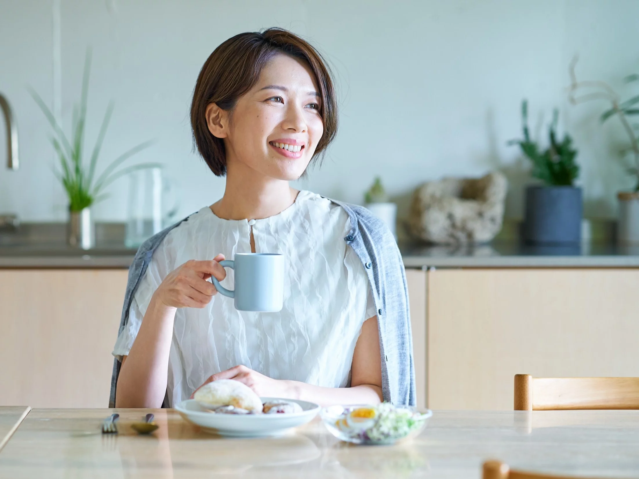My jemy, aż poczujemy sytość. Japonki kończą wcześniej. To jeden z sekretów ich szczupłej sylwetki