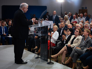 Jarosław Kaczyński, Elżbieta Witek, Anna Zalewska i Mirosława Stachowiak-Różecka