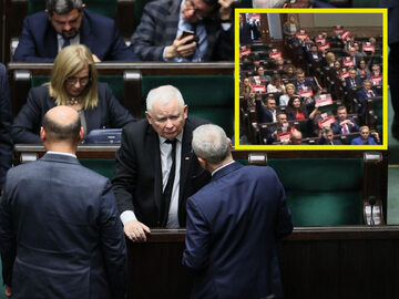 Jarosław Kaczyński i politycy Lewicy z transparentami