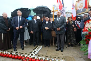 Jarosław Kaczyński na miesięcznicy smoleńskiej