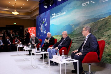 Jarosław Kaczyński podczas Forum Ekonomicznego w Karpaczu