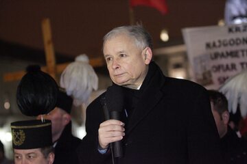 Jarosław Kaczyński podczas jednej z miesięcznic