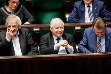 Jarosław Kaczyński w towarzystwie Stanisława Terleckiego i Mariusza Błaszczaka