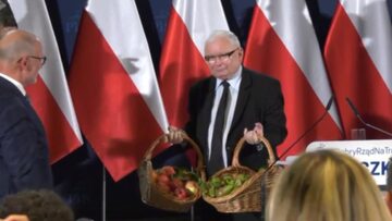 Jarosław Kaczyński z prezentami