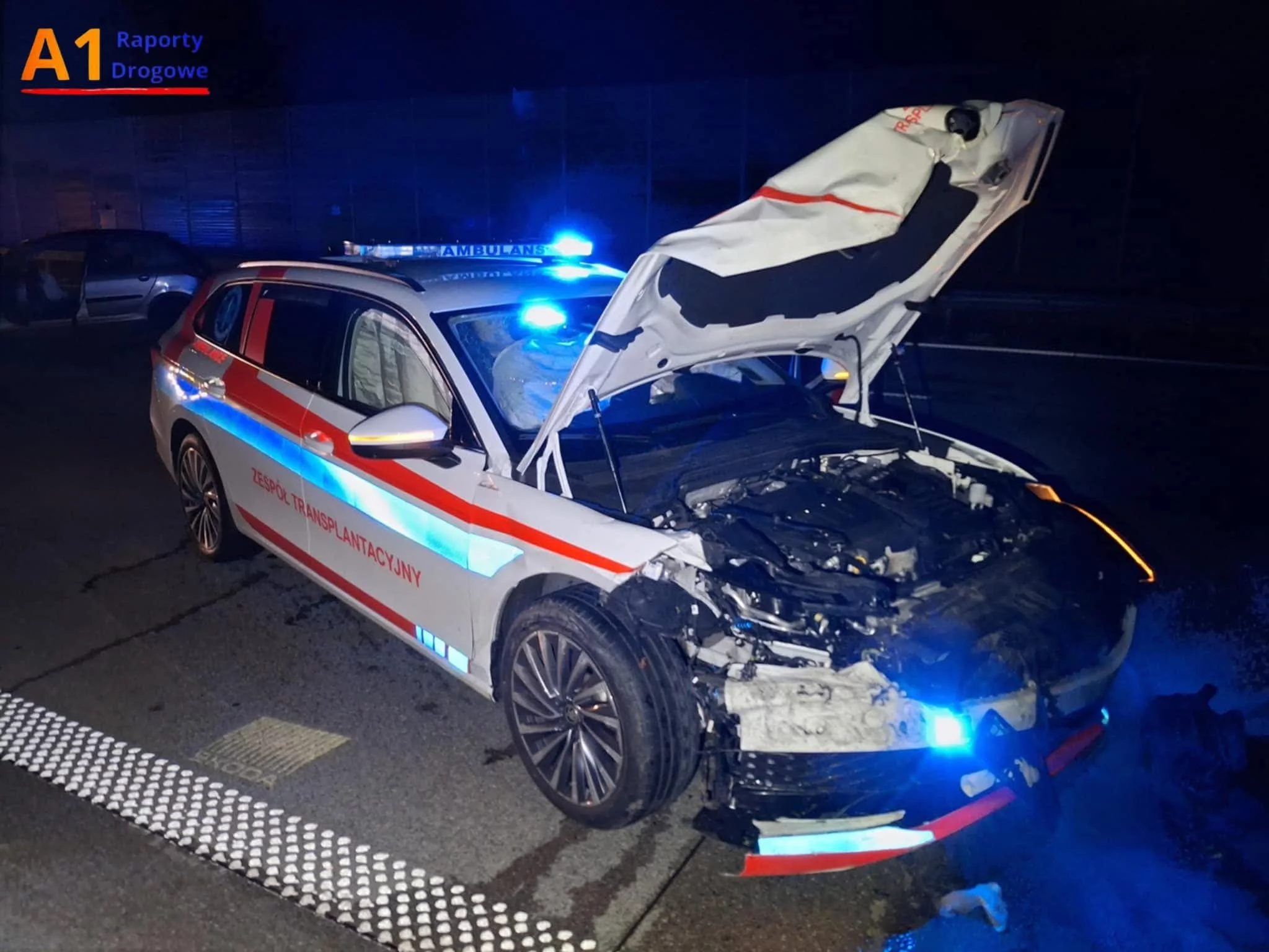 Samochód uszkodzony w wypadku na A1