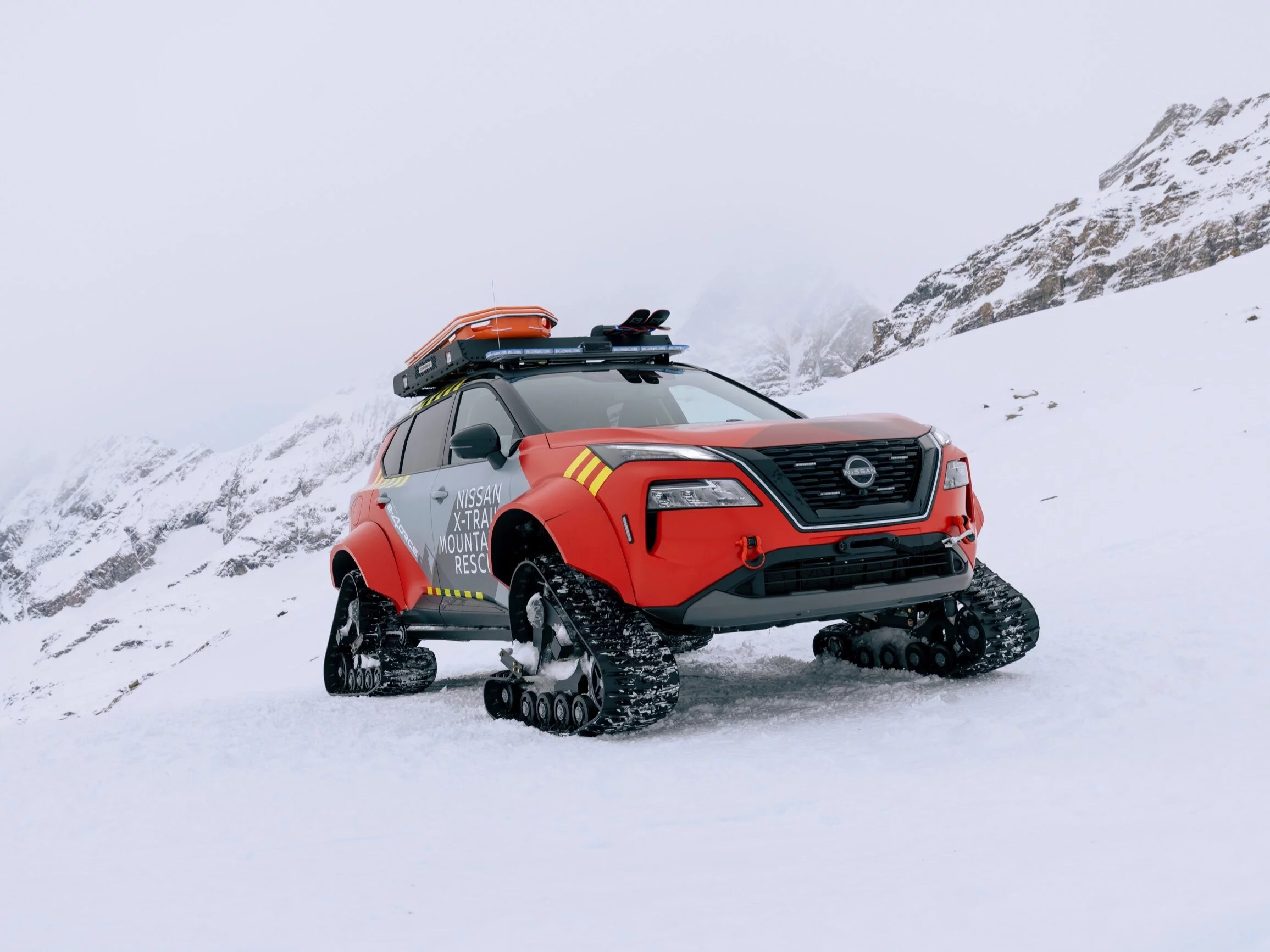 Nissan X-Trail Mountain Rescue