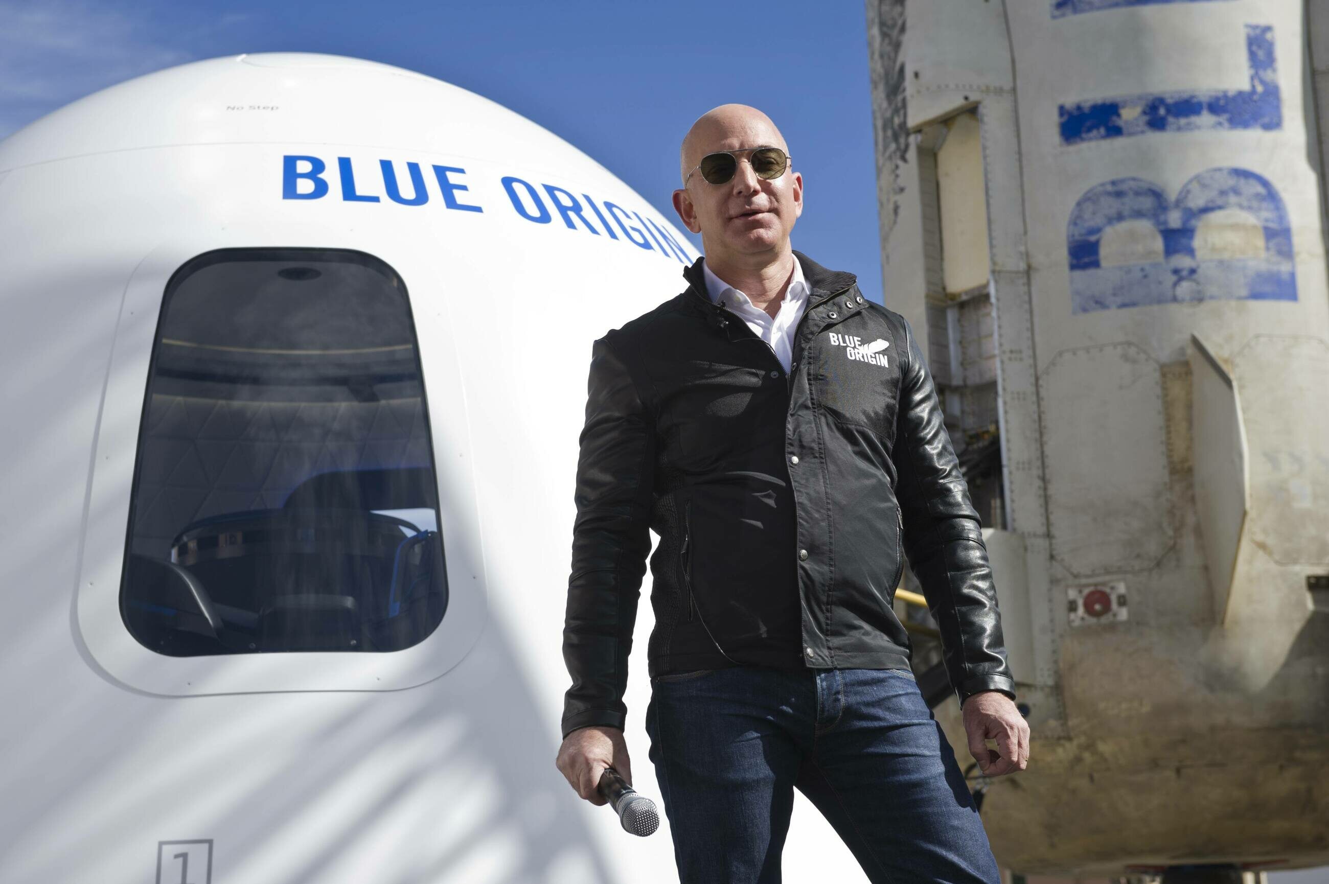 Jeff Bezos oferuje NASA 2 mld dolarów. W marcu agencja podarowała tyle